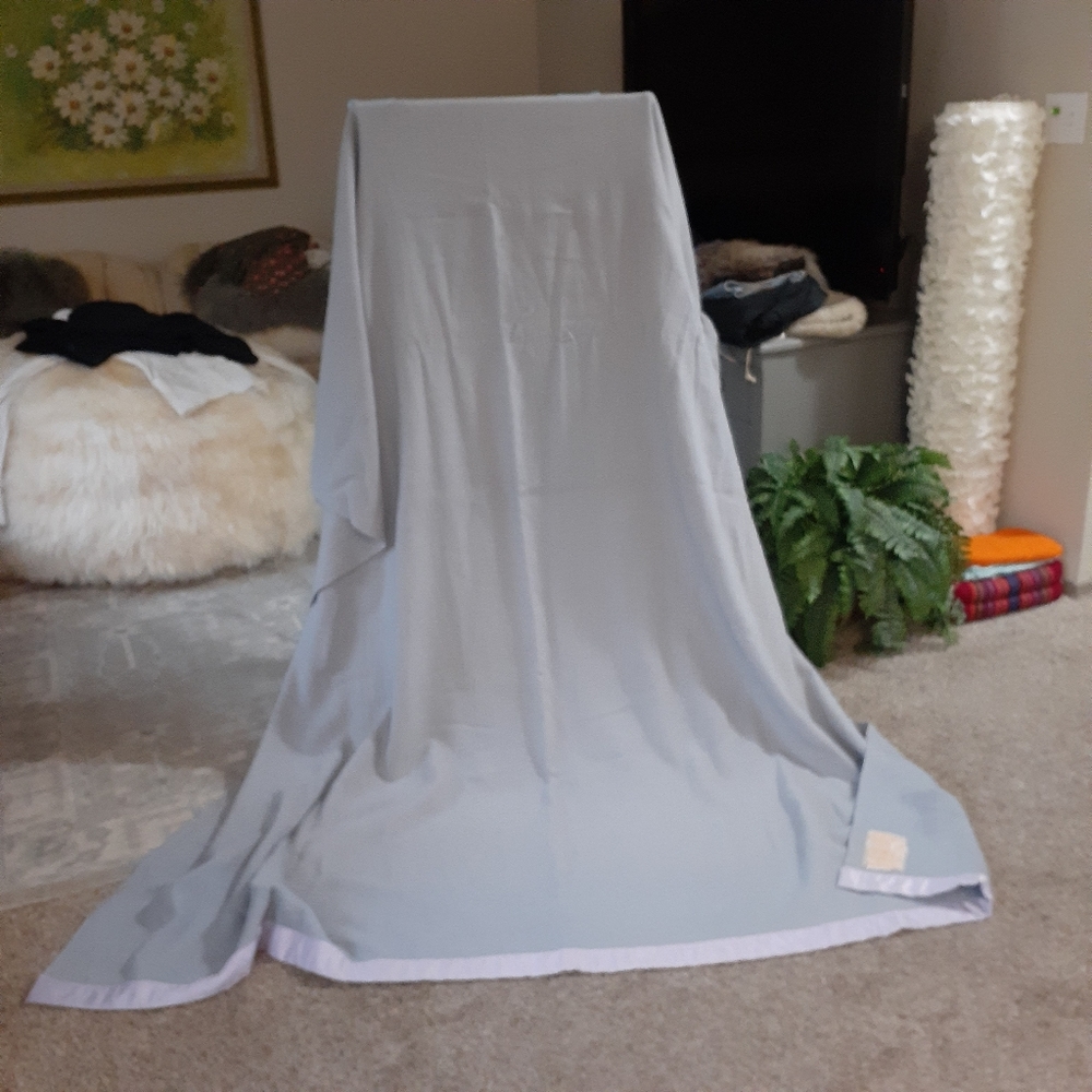 Vintage bon marche guaranteed witney wool blanket